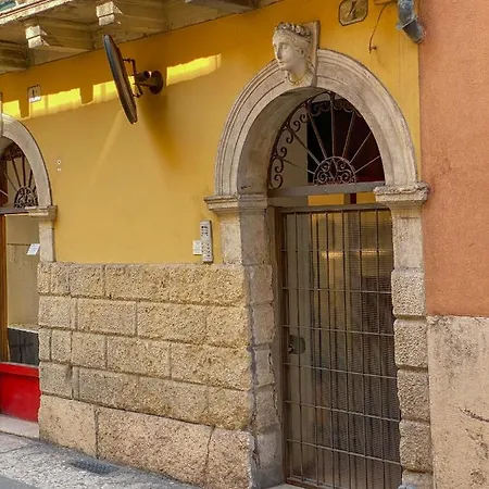 Domus Suites Verona Exterior photo